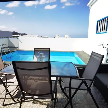 Apartamentoscasajulia Ferienhaus *